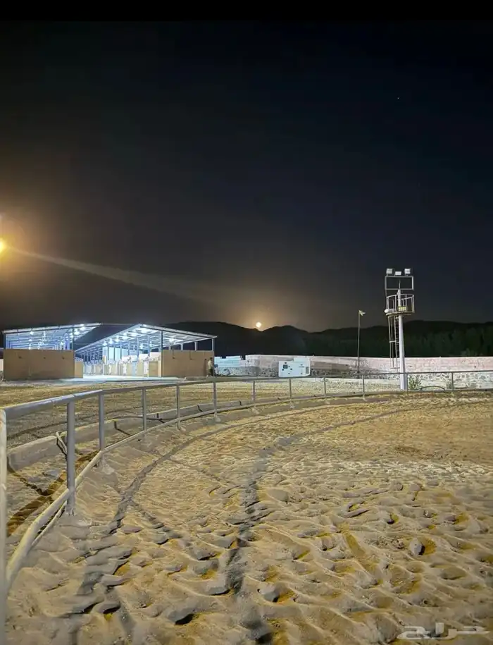 غرف إيواء خيل ام حبلين جده 2