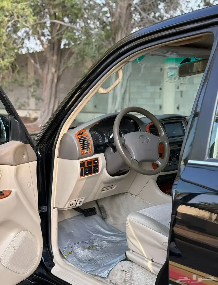 جيب لاندكروزر GXR 2004 فل كامل 11