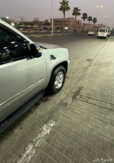 جمس يوكن لون فضي سلفر 0