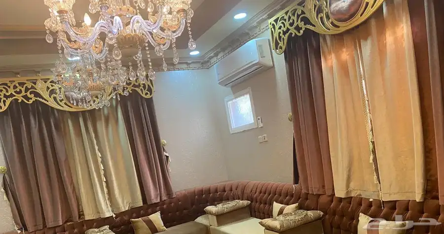 طاولات وخدمة وسجاد وبروايز ستاير 1