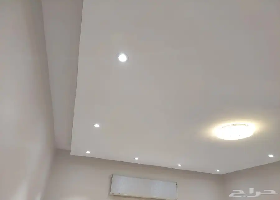 للبيع بيت 20