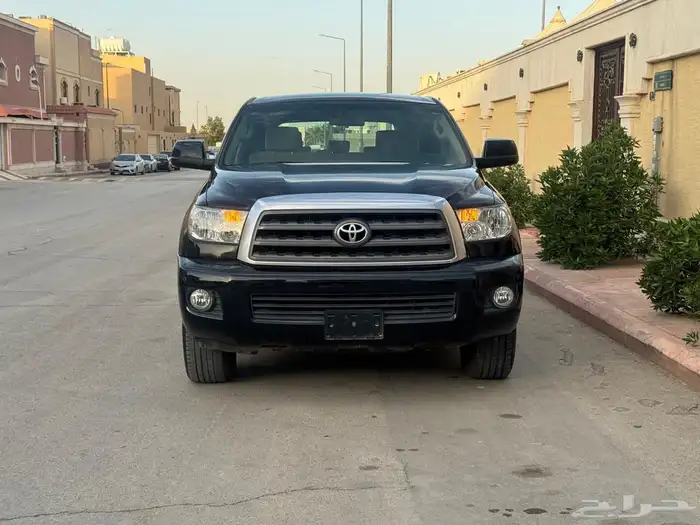 تويوتا سيكويا بدون دبل 2011 3