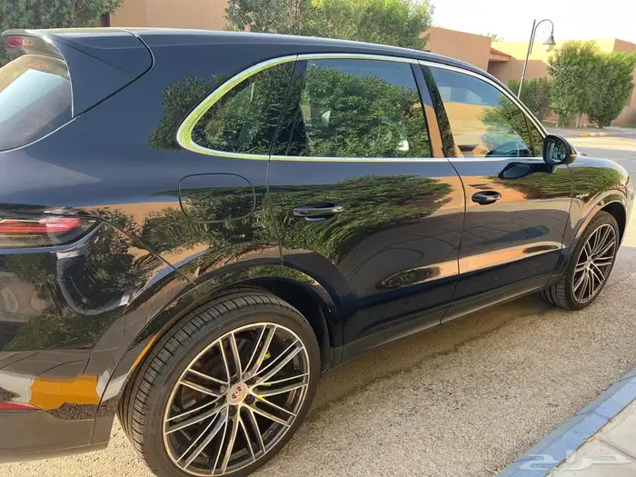 كايين هايبرد Cayenne Hybrid 2