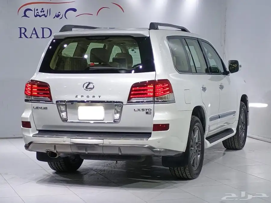 لكزس LX570 2015 sport سعودي 8