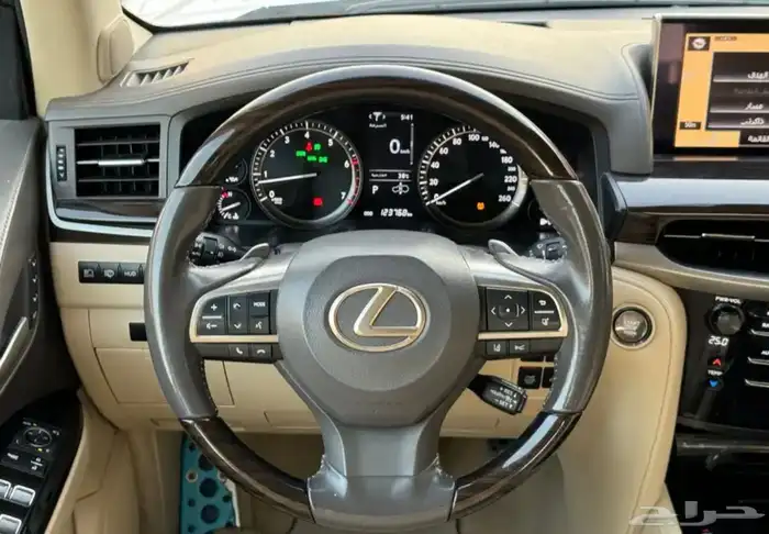 لكزس 2019 LX570 ابيض داخل بيج سعودي 9