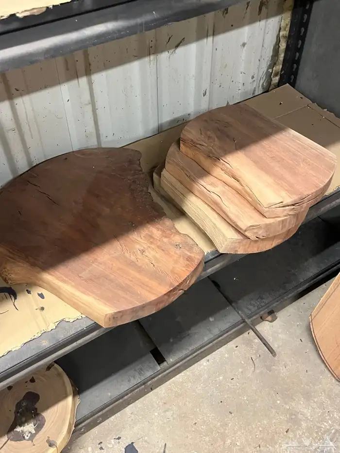 اخشاب طبيعيه وعدد للبيع 5