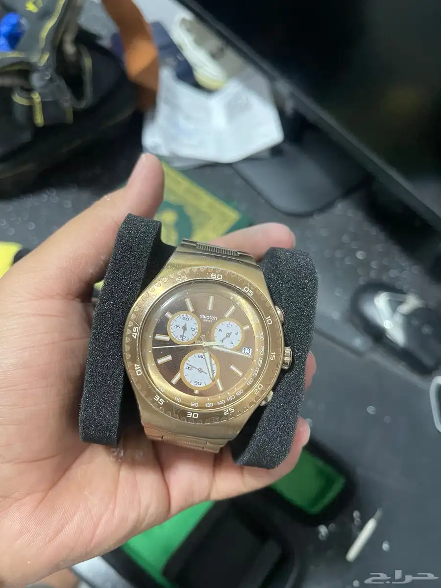 ساعة سواتش 0