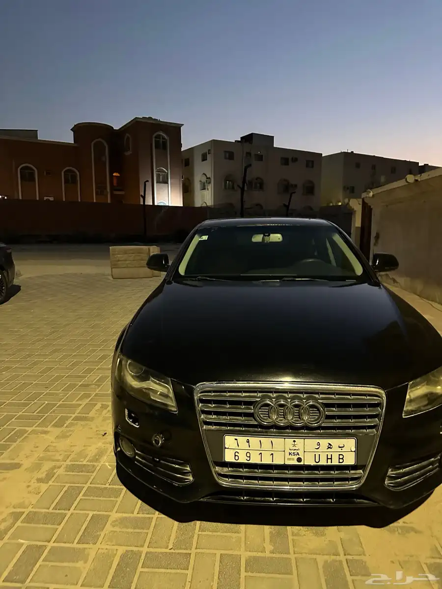 AUDI A4 2009 MINT CONDITION 2