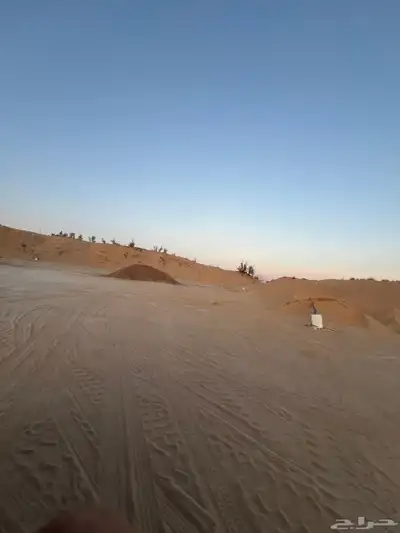 للايجار ارض 4576م حي الرمال 2