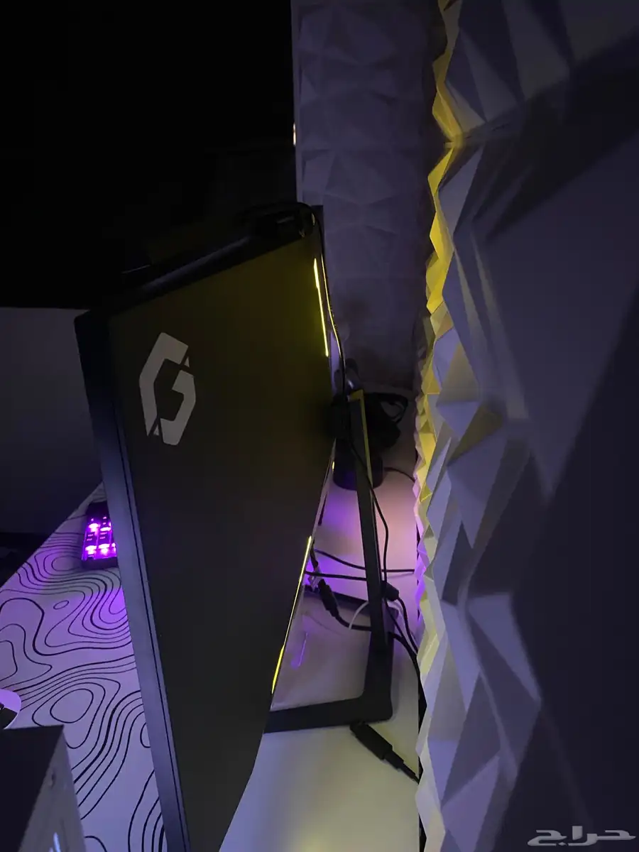 شاشة 240hz 4