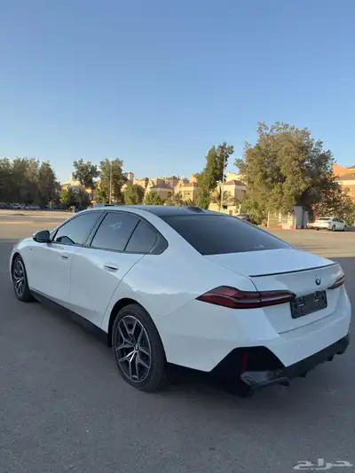 بي ام دبليو 520i Mkit 2024 شبه اصفار 5