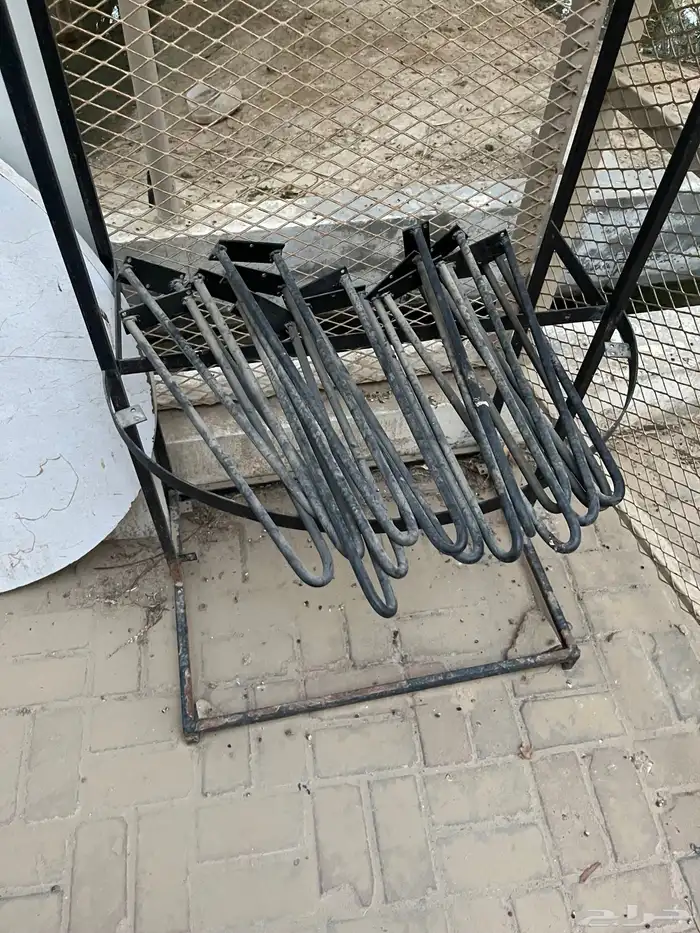 اخشاب طبيعيه وعدد للبيع 17