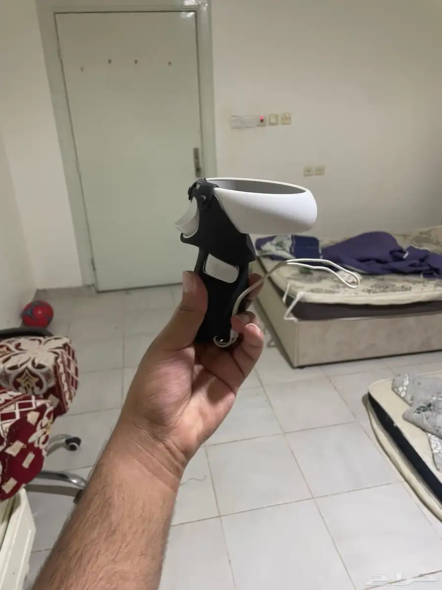 VR. 4