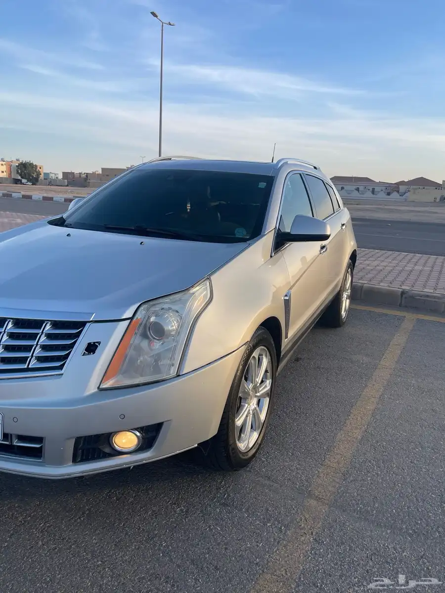 جيب كاديلاك srx 2014 للبيع 5
