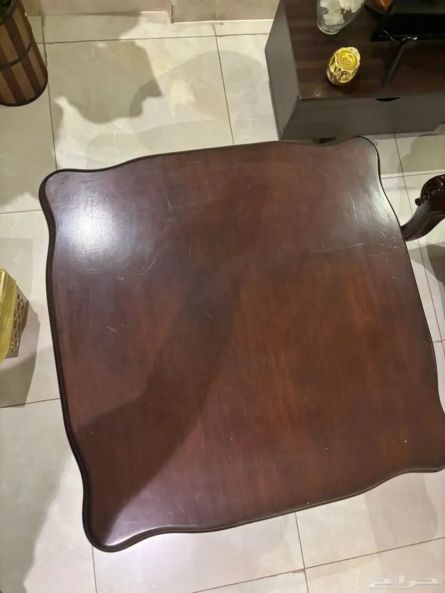 طاولات   كنب 3