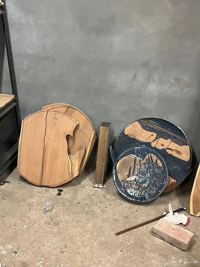 اخشاب طبيعيه وعدد للبيع 2