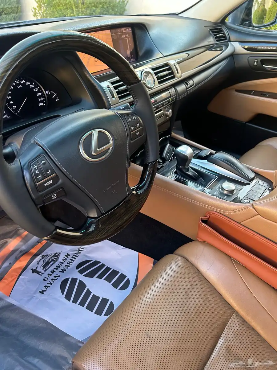 لكزس 460 لارج 2014   عداد 150 الف 11