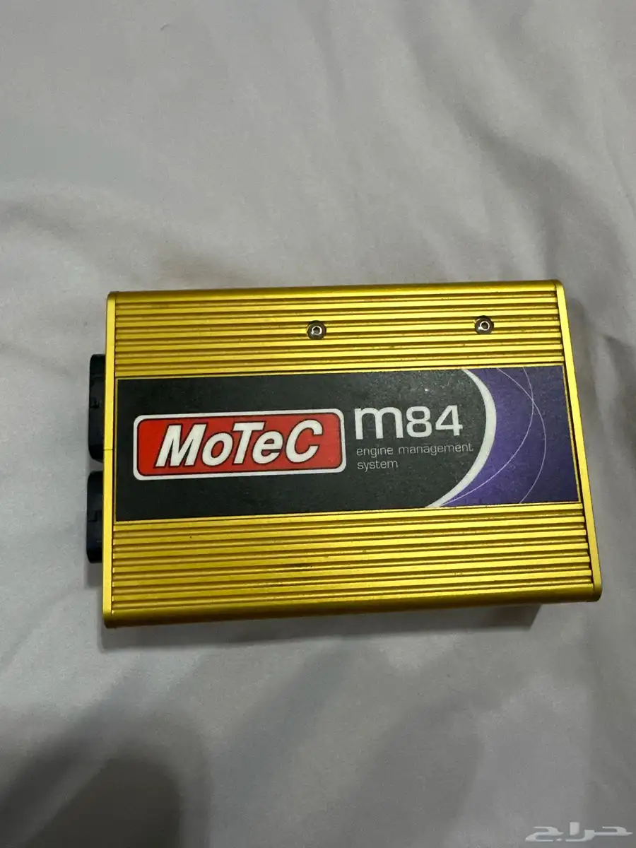 كمبيوتر موتك مع ظفيرة فتك 0
