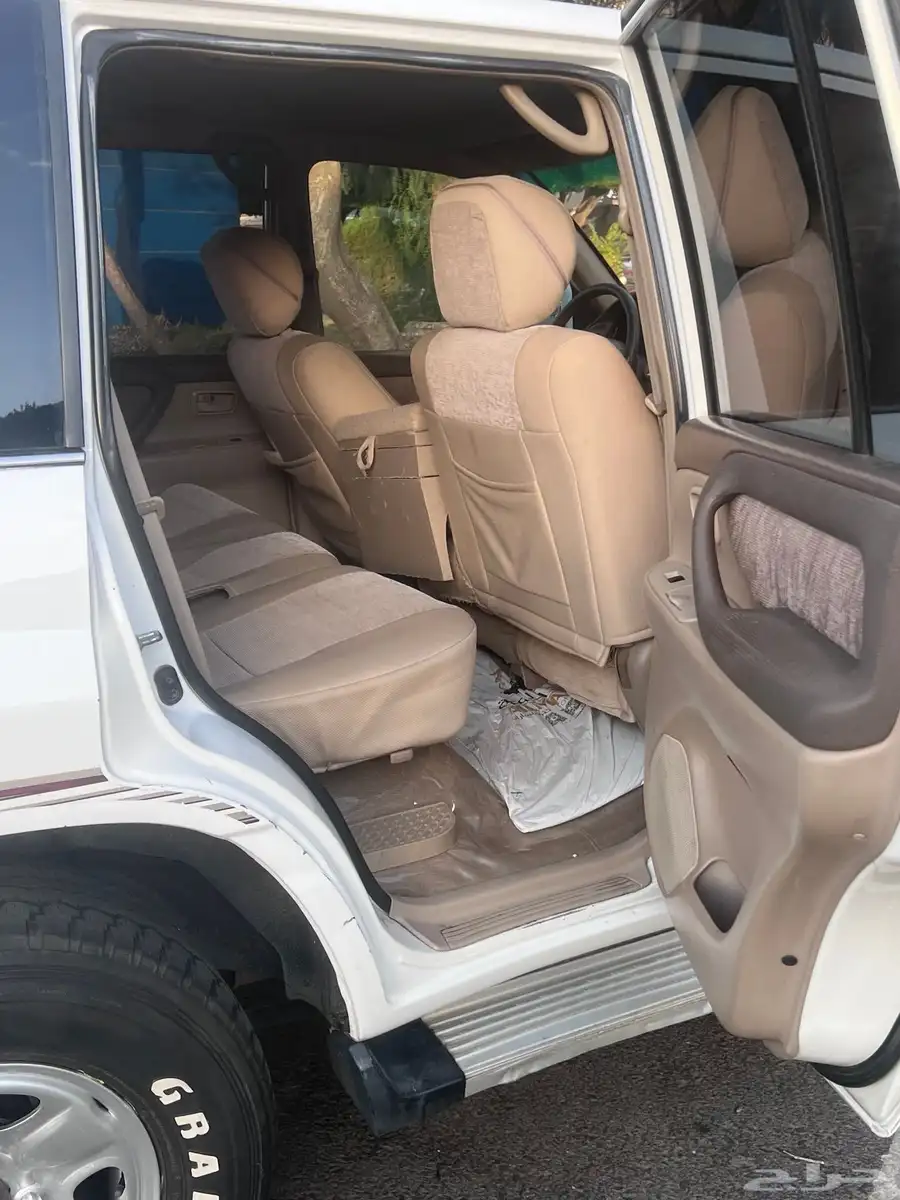 صالون 2001 GX 8