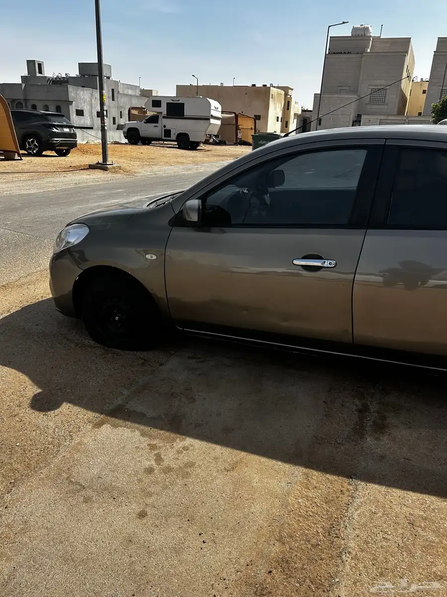 Nissan sunny 2014 0
