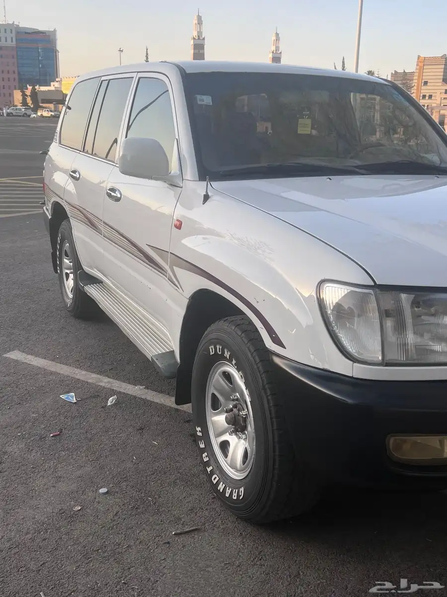 صالون 2001 GX 4