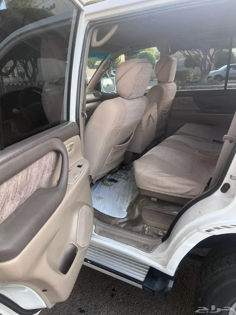 صالون 2001 GX 10