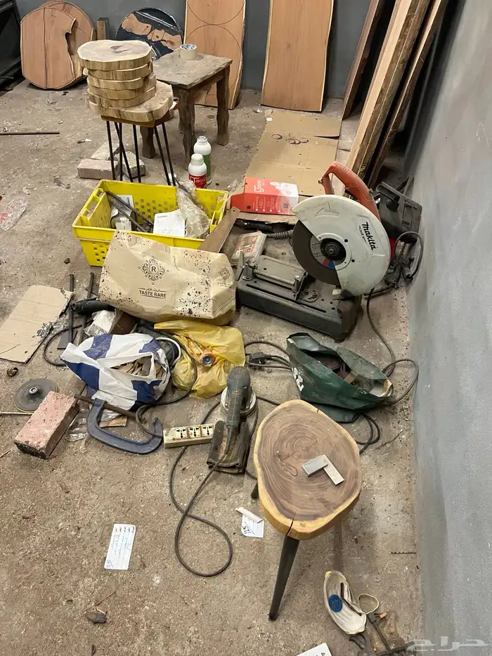 اخشاب طبيعيه وعدد للبيع 14