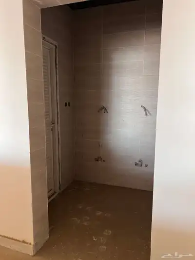 للايجار محلات و ميزان مستودع 4