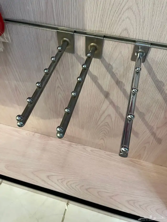 شماعه ملابس 1