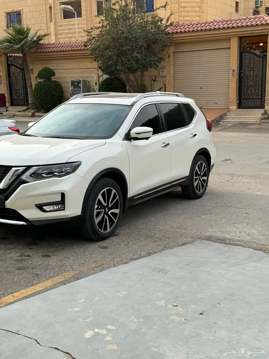 اكس تريل فل كامل دبل 2022 شبه مخزن 4