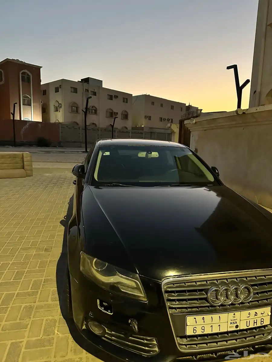 AUDI A4 2009 MINT CONDITION 4