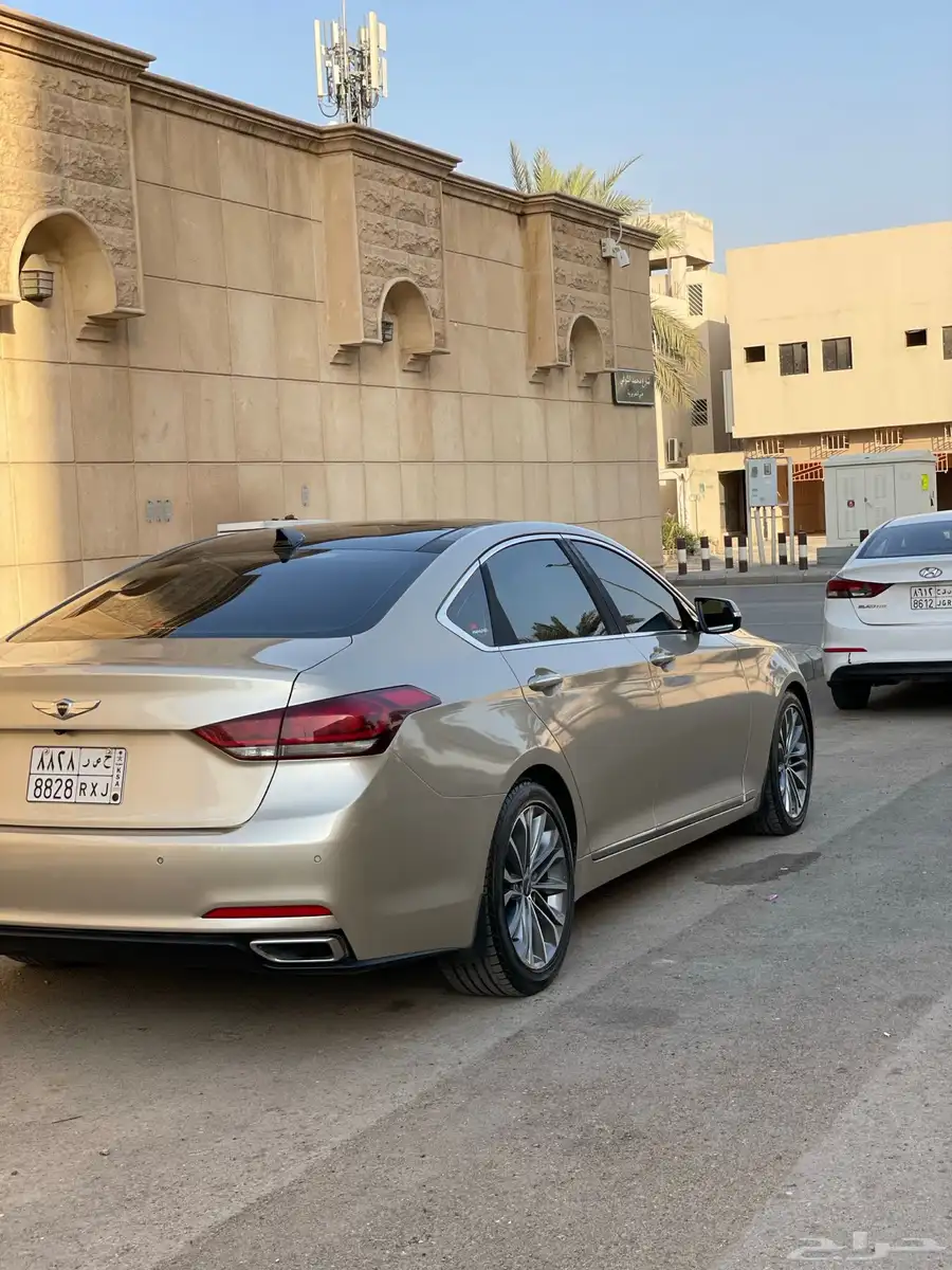 genesis G80 1