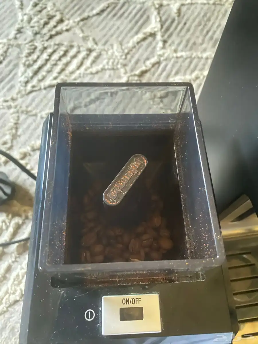ماكينة قهوه ديلونجي مع طاحونة ديلونجي الاصليه ممتازه 7