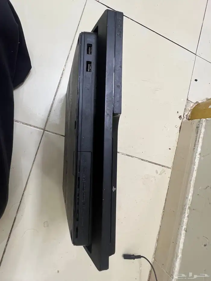 بلايستيشن 3 وبلايستيشن 2 نظاف وعلى الشرط 6