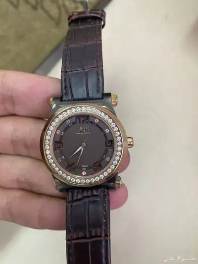 ساعة سويسري 1
