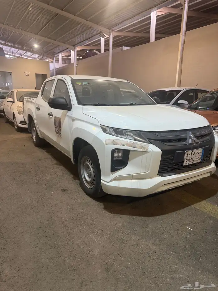 موتسبيشي L200 نظيف جدا ديزل 2020 وكاله السعر 45 الف 1