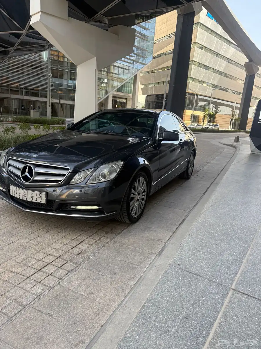 مرسيدس E300 كوب قمة النظافة 41