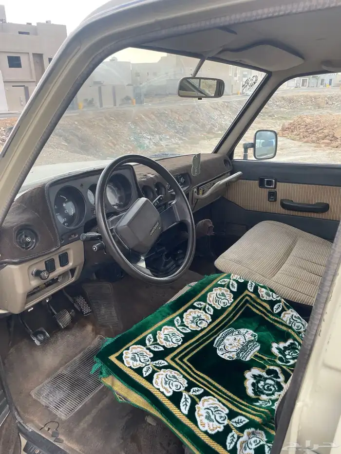 للبيع جيب لاندكروزر (ممشى قليل )- حكومي - موديل85 11