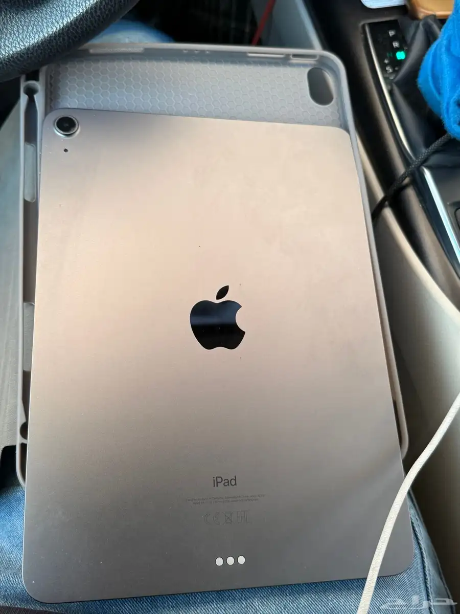 قيقا iPad Air64 1