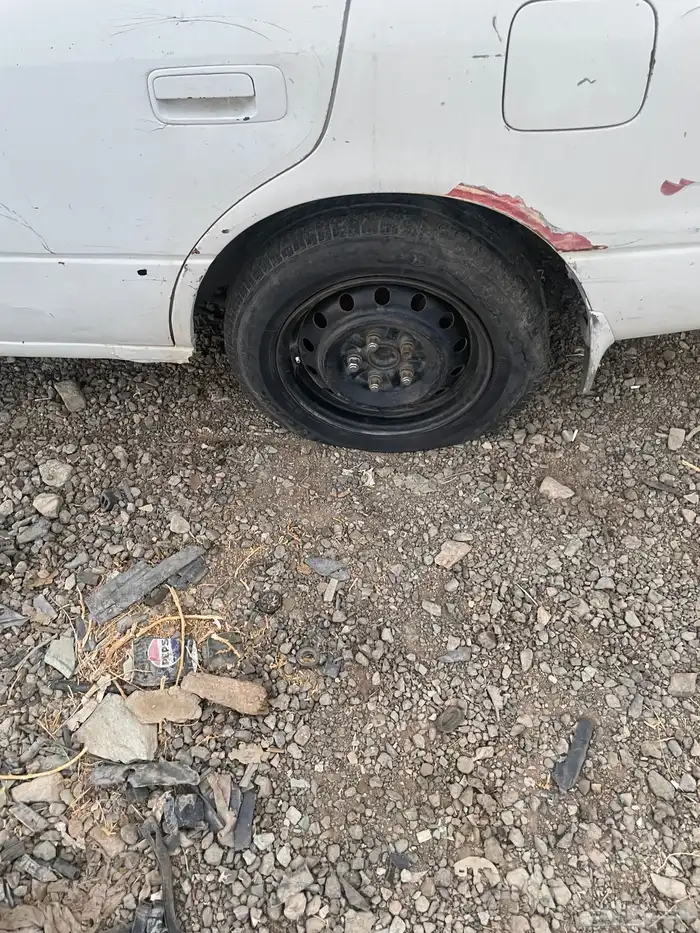 كامري موديل 98 مكينه وقير عادي بيع قطع غيار 4
