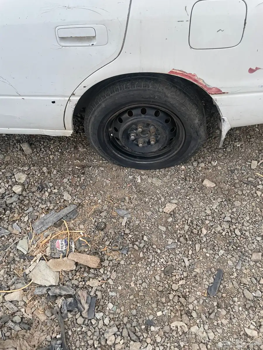 كامري موديل 98 مكينه وقير عادي بيع قطع غيار 4