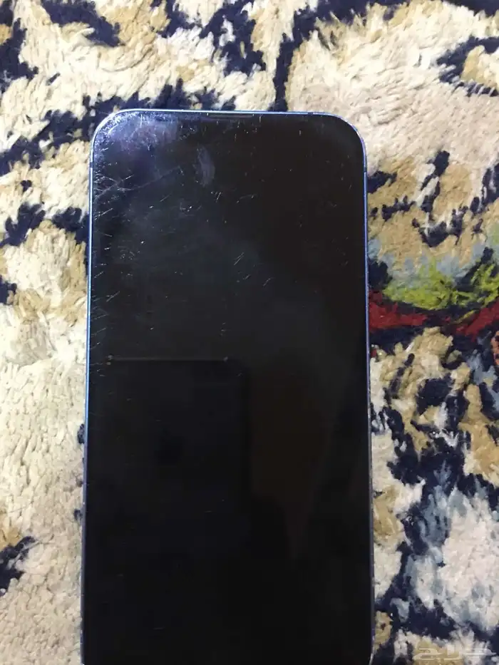 ايفون 13 مافيه شي بس خدوش مثل موضح بالصوره بطاريه 75 1