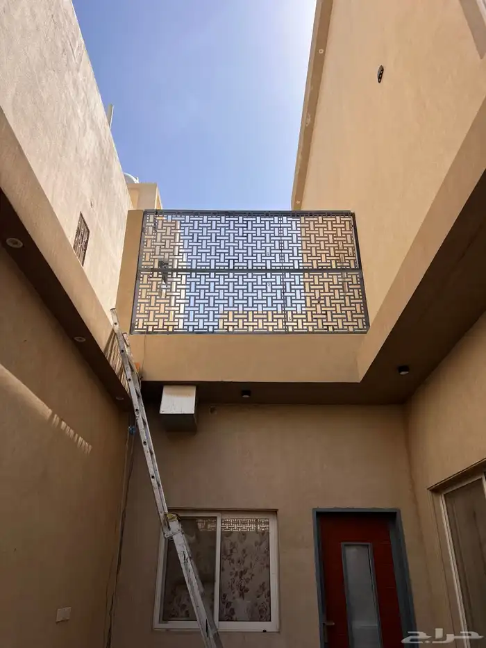 مظلات بديل خشب   سواتر حديد 12