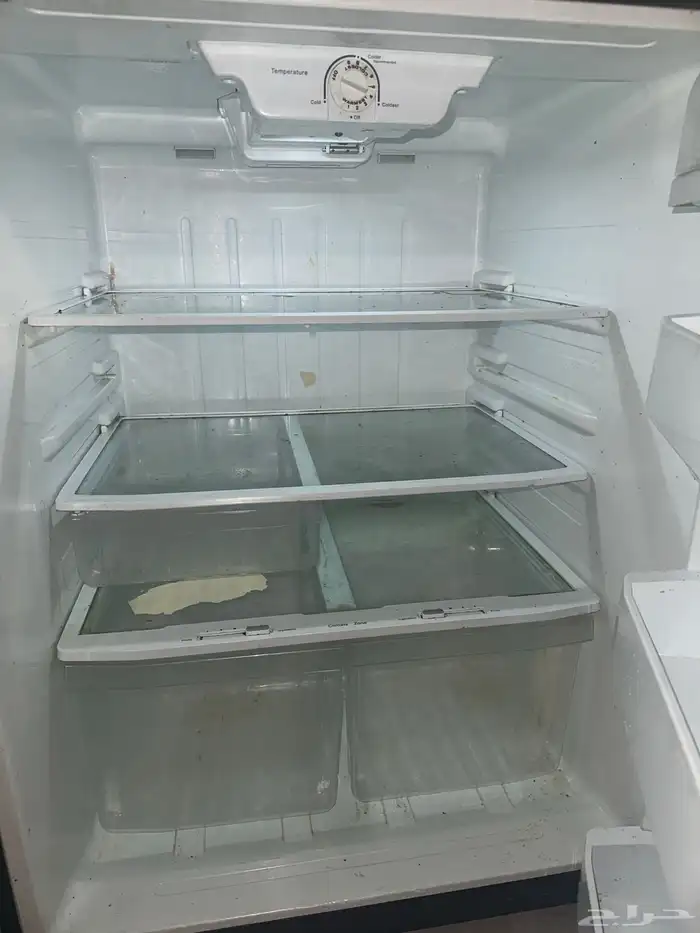 ثلاجه استخدام نظييف وتبرد وامورها كويسه 0