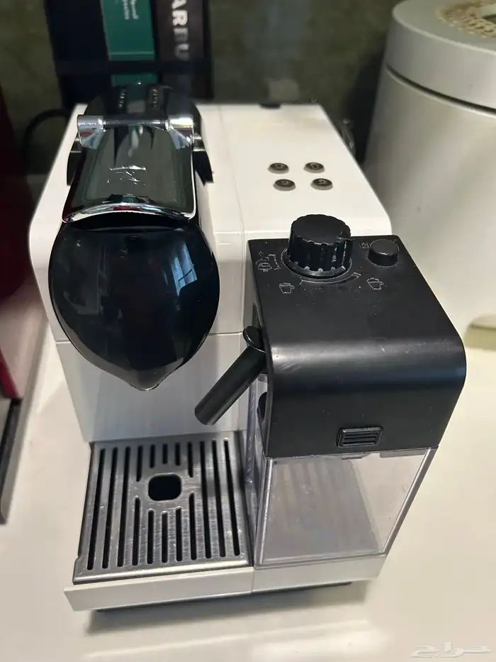 ماكينة قهوة كبسولات صغيرة نسبريسو 8