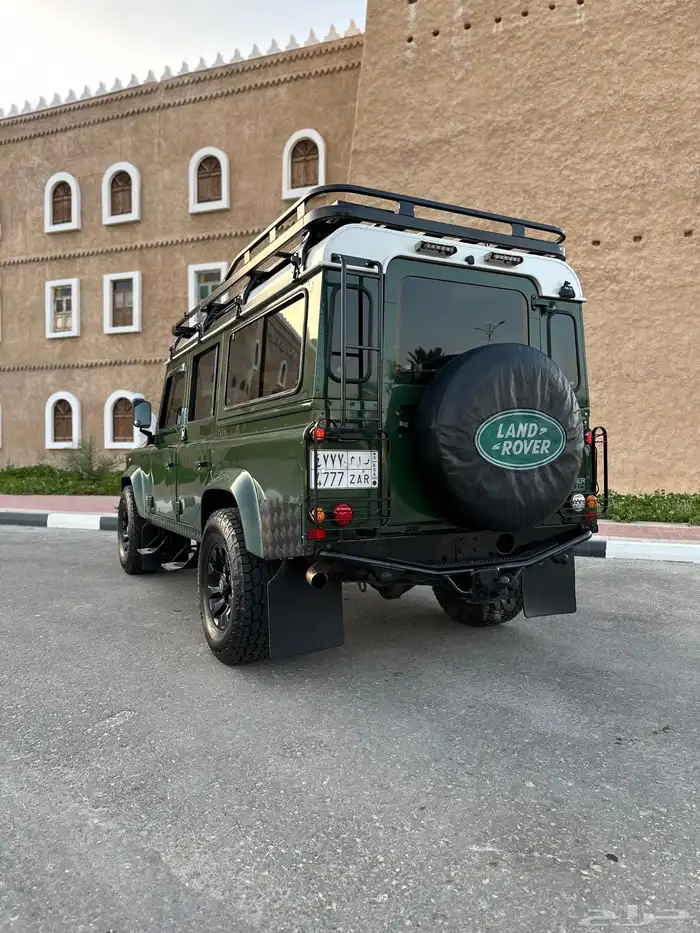 ديفندر ستيشن 2001 كلاسيك 5