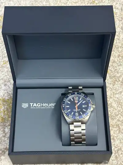 ساعة يد TAG Heuer Formula 2