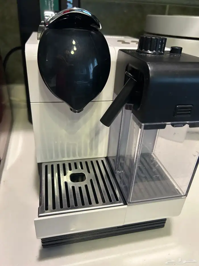 ماكينة قهوة كبسولات صغيرة نسبريسو 7