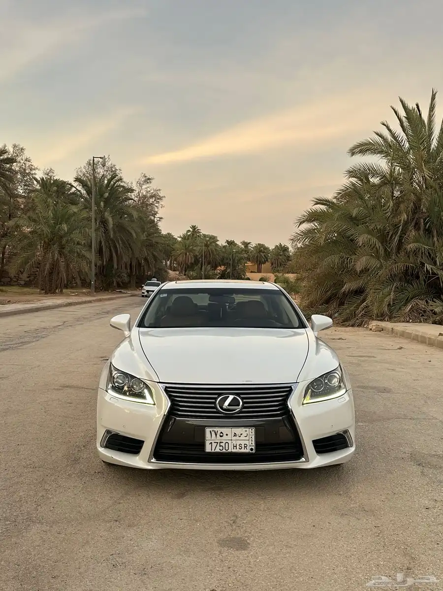لكزس LS460 فل كامل نظيف 1