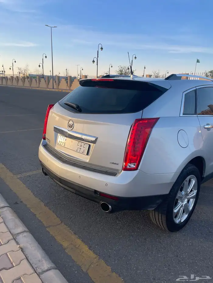 جيب كاديلاك srx 2014 للبيع 3